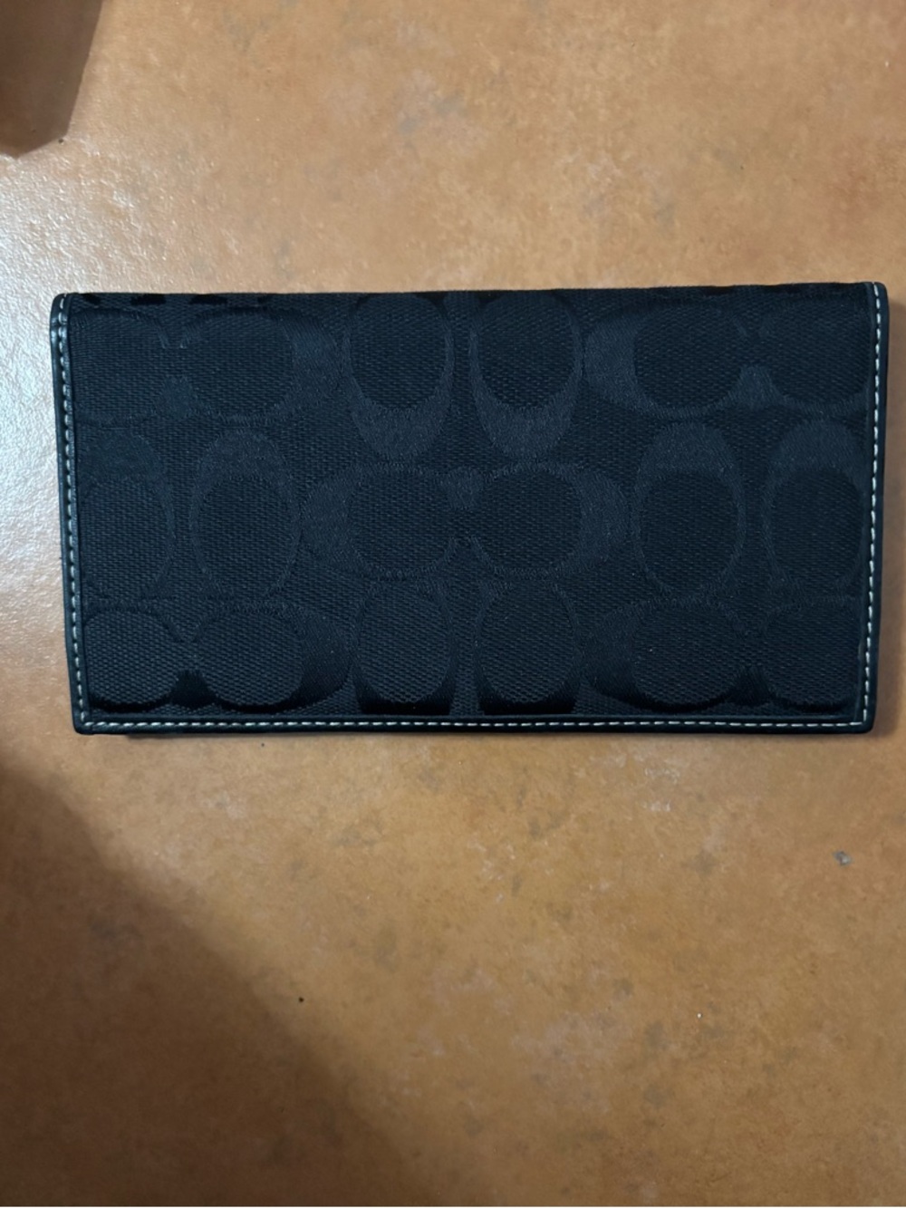 Coach Black Signature check book cover holder high quality leather Excellent new